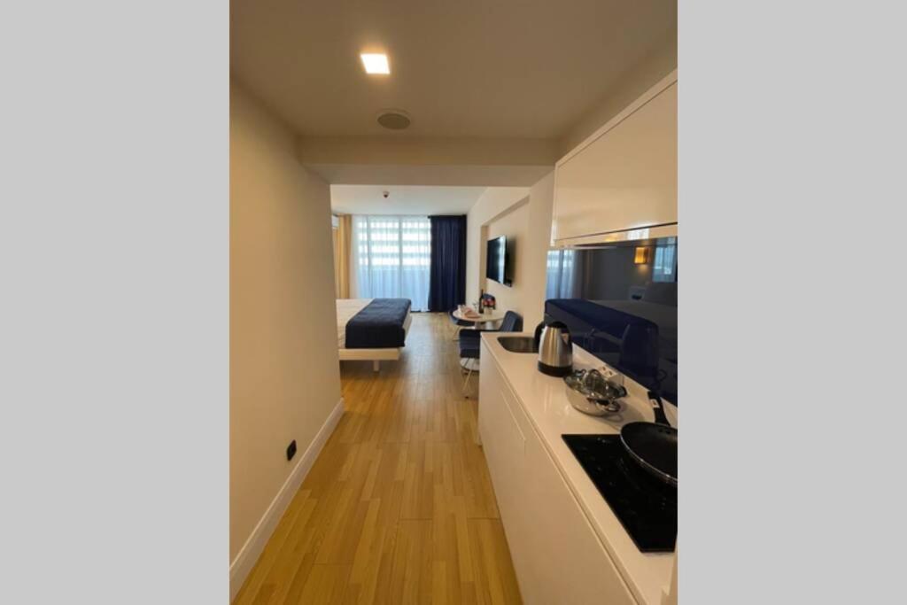1-Bedroom Studio Apartment In Orbi City - Side Seaview Батуми Экстерьер фото