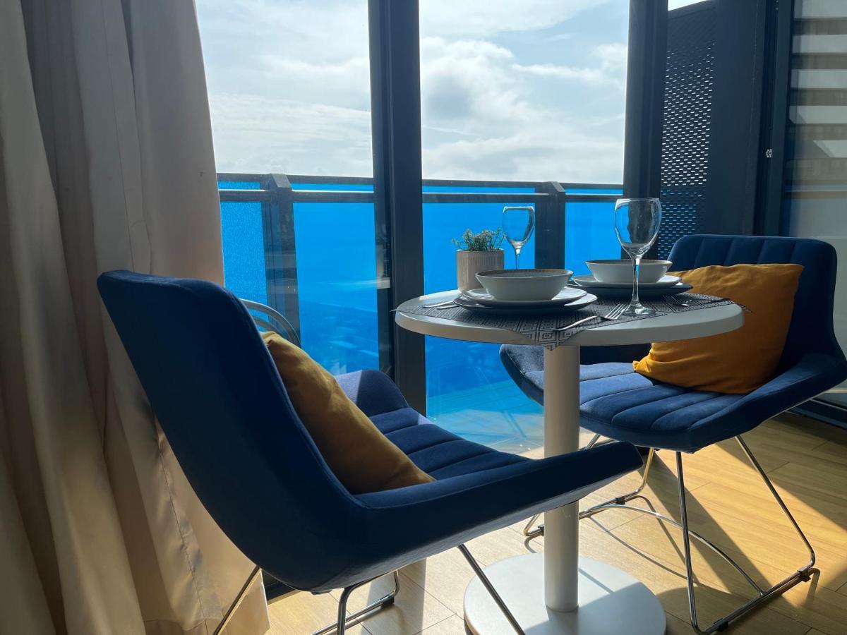 1-Bedroom Studio Apartment In Orbi City - Side Seaview Батуми Экстерьер фото