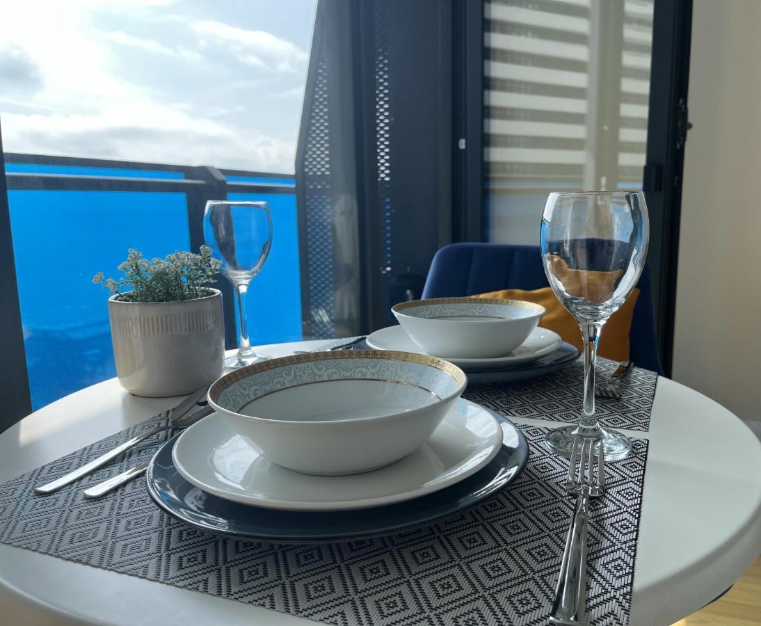 1-Bedroom Studio Apartment In Orbi City - Side Seaview Батуми Экстерьер фото